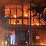 Incêndio atinge prédio da Universidade Federal de Pernambuco e destrói equipamentos e pesquisas