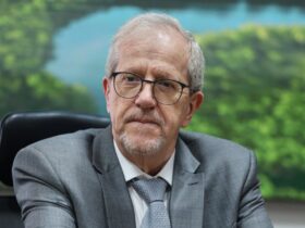 Incêndios no Amazonas são criminosos e visam futuro desmatamento, diz ministro