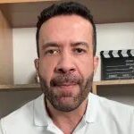 Janones orienta militantes a ‘agir como robôs’: ‘Só obedece’