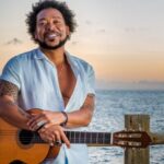 Jau celebra 40 anos de carreira com show especial na Concha Acústica