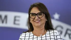 Kátia Abreu critica participação de Janja na campanha: ‘Não está gerando coisas positivas’