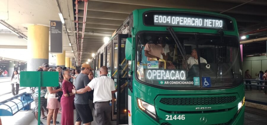 Linhas de ônibus voltam a operar no subsolo da Estação da Lapa neste sábado; confira