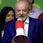 Lula vence em 64 países e lidera votação de brasileiros no exterior
