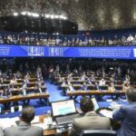 Maioria dos senadores do PL falta à discussão sobre fim da escala 6x1 no Senado