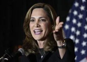 Maria Elvira Salazar pede derrota de Lula no 2º turno e critica Moraes