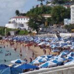 Ministério Público cobra fiscalização de ambulantes nas praias de Salvador