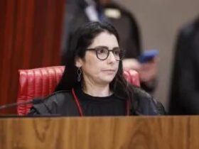 Ministra que proibiu cadeira vazia no debate da Globo fez campanha para Lula