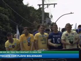 Na véspera da eleição, Flávio Bolsonaro e Tarcísio fazem motocarreata no interior de São Paulo