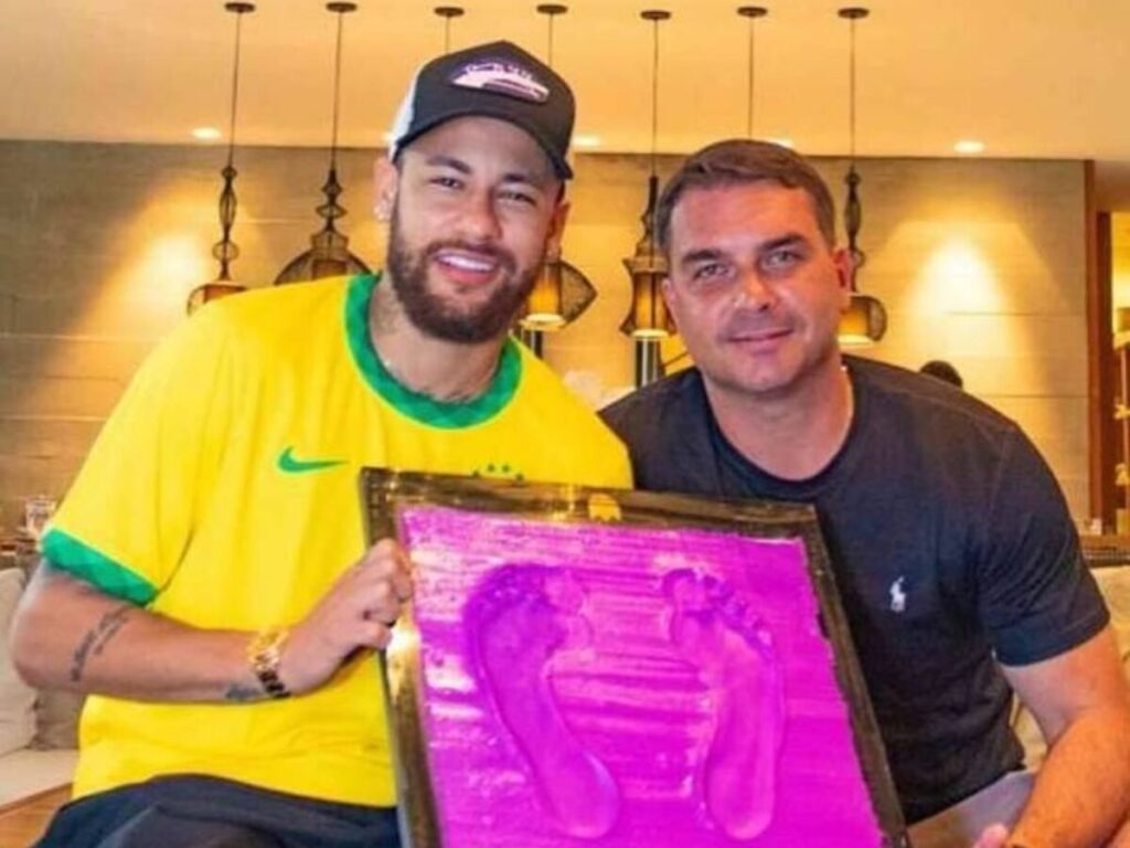 Neymar grava vídeo com Nikolas Ferreira e reforça apoio a Flávio Bolsonaro