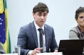 Nikolas defende impeachment e prisão de Moraes