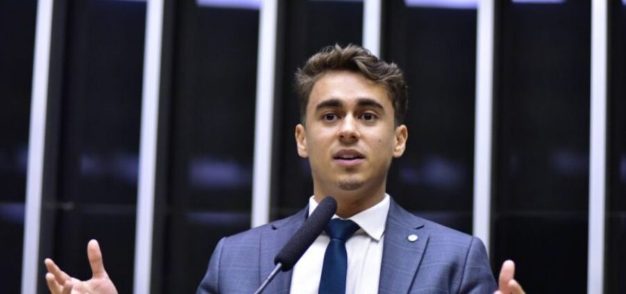Nikolas Ferreira (PL) é reeleito e se torna o deputado federal mais votado da história