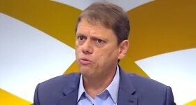 ‘Ninguém pode estar acima da lei’, diz Tarcísio sobre ministros do STF