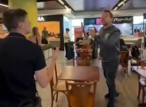 ‘Otário’, ‘lixo’: Pavanato e Boulos trocam ofensas em aeroporto; veja