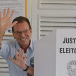 Paes pede que ministro do TSE mantenha votos de Garotinho no cálculo do segundo turno