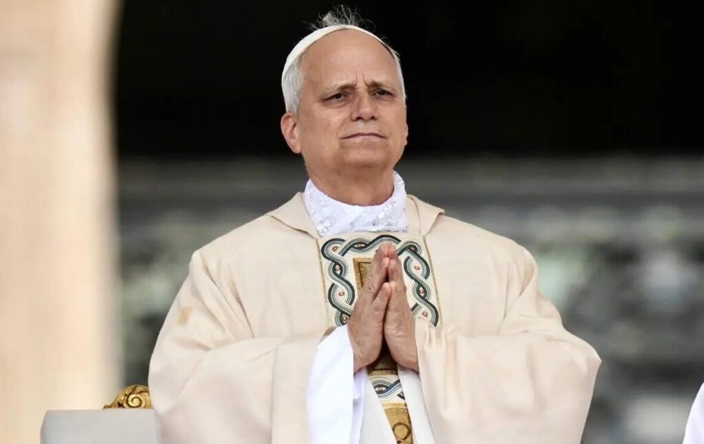 Papa Leão XIV apresenta boa recuperação depois de cirurgia no pulmão