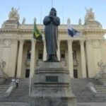 PL domina eleição para a Alerj e elege 21 deputados