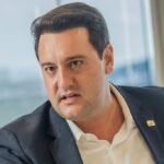 Ratinho Jr declara apoio a Flávio Bolsonaro no 2º turno