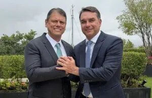 Republicanos declara apoio a Flávio no 2º turno