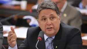 RJ: Psol recorre ao TSE contra desistência de Garotinho