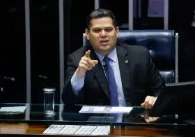 Senado faz segunda sessão de debate sobre fim da escala 6×1