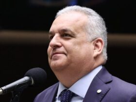 STF arquiva pedido de apuração contra vice de Flávio Bolsonaro por suspeitas de estupro
