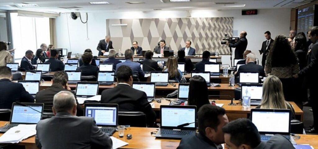 PEC da segurança pública avança no senado com foco em facções e susp SUS da Segurança, restrições às saidinhas e combate a facções: entenda a PEC que avança no Senado